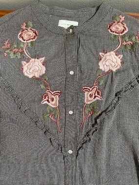 Lucky Brand Gingham Embroidered Ruffle Snap Western Style Blouse
